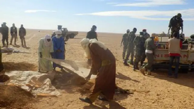 په نايجر کې ژغورونکو د هغو ۹۲ کسانو جسدونه موندلي، چې په یوه دښته کې د تندې له امله مړه شوي 