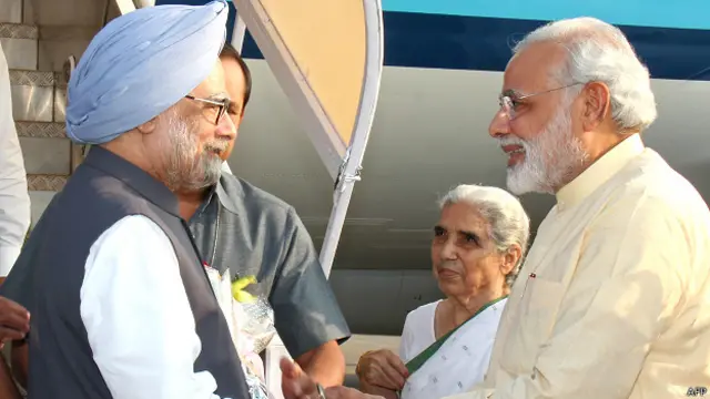 मनमोहन सिंह, नरेंद्र मोदी