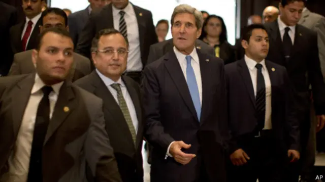 كيري: مصر "شريك حيوي" للولايات المتحدة.