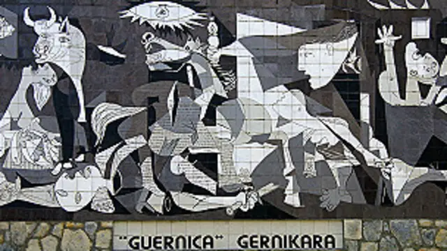 Mural yang menggambarkan pemboman Guernica oleh Jerman karya Pablo Picasso