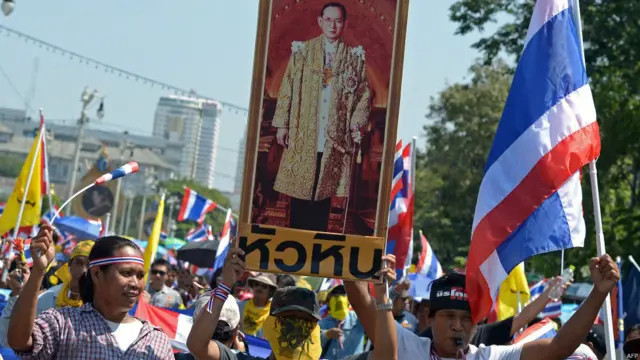 Foto Raja Bhumibol Adulyadej