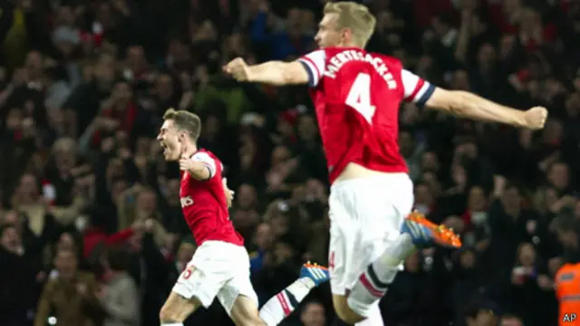 Mertesacker dan Ramsey