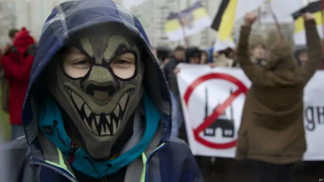 Националисты выстпали против строительства мечетей