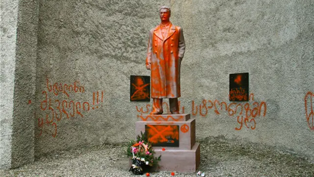 Постать Сталіна