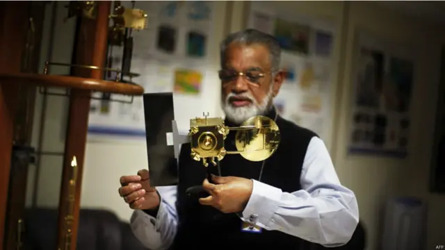 بھارت میں خلائی تحقیق کے ادارے اسرو (آئی ایس آر او) کے سربراہ کے رادھا کرشنن کا کہنا ہے ’اس شعبے میں بھارت کا کردار دنیا کے لیے مثالی ہے۔‘