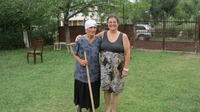 एलिजाबेथ स्टोन