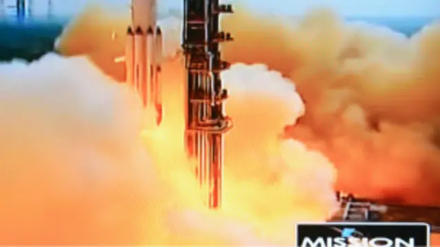 دغه سپوږمکۍ چې وزن يې ۱.۳۵ ټنه اټکل شوی نن ماسپښين وتوغول شوه 