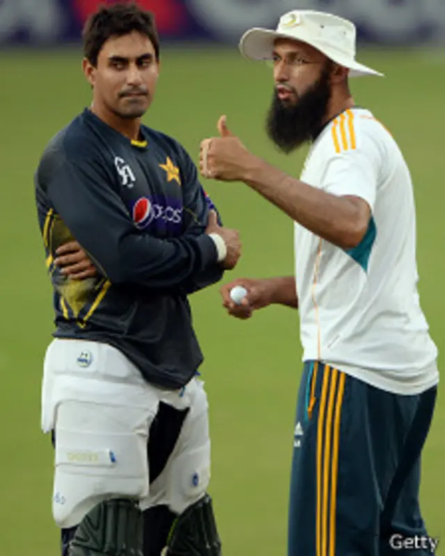 ہاشم آملہ اور ناصر جمشید ابو ظہبی میں ٹریننگ سیشن کے دوران