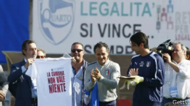 المافيا والرياضة في إيطاليا