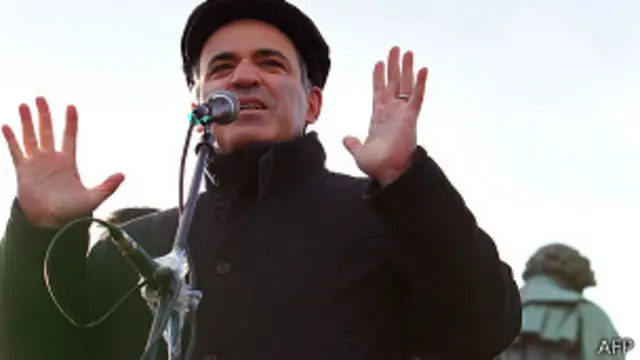 Гарри Каспаров на акции оппозиции в Москве, 2010 год