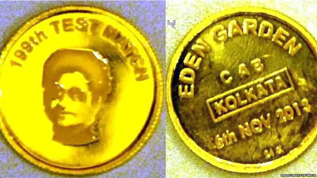 کولکتہ میں بدھ کو شروع ہونے والے ٹیسٹ میچ میں ٹاس کے لیے سچن تندولکر کے چہرے والے سونے کے سکے کا استعمال کیا گیا۔
