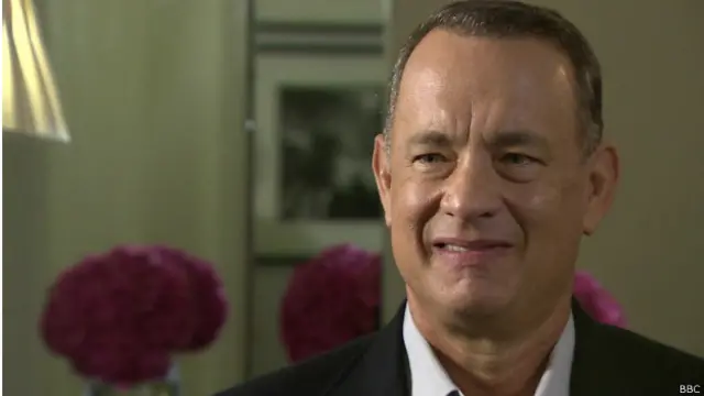 ٹام ہینکس جنھیں فیلیڈلفیا اور فورسٹ گمپ کے لیے اکیڈمی ایوارڈ مل چکا ہے اس فہرست میں آٹھویں نمبر پر ہیں