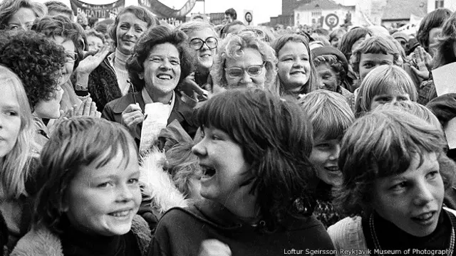 La protesta de mujeres en Islandia en 1975 "abrió el camino para la elección cinco años después de la primera presidenta electa democráticamente en el mundo".