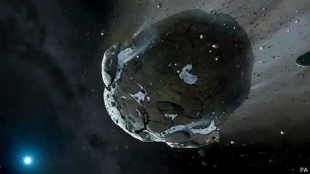 Asteroide en el espacio