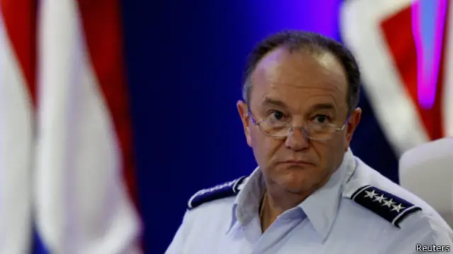 北約歐洲最高盟軍司令部司令、美國空軍四星上將布里德洛夫（14/09/2013）