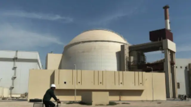 د تهران د اتومي لانجې د غوڅولو لومړۍ ناسته د اکتوبر پر ۲۳مه په جنيوا کې وشوه