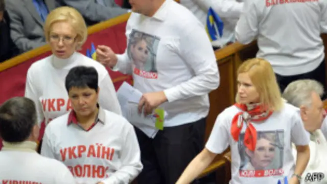 Пресса сомневается, что в пятницу Рада примет закон о Тимошенко