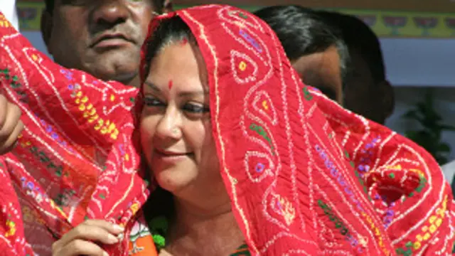 वसुंधरा राजे की संपत्ति 4.12 करोड़ रुपए है.