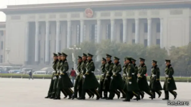 李永忠认为,只有政治体制改革才能治本,经济改革的成果也必须通过政改才能巩固和发展。