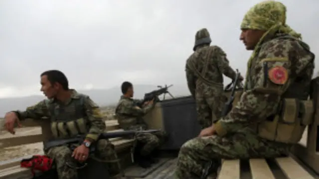 عناصر من الجيش الافغاني