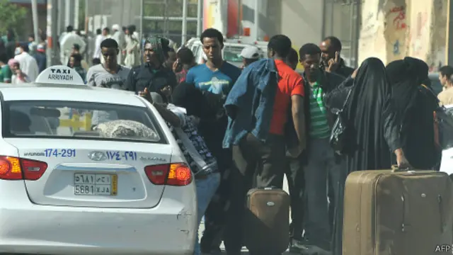 ریاض کے جنوبی علاقے منفوحہ میں زیادہ تر مشرقی افریقی ممالک کے باشندے رہتے ہیں