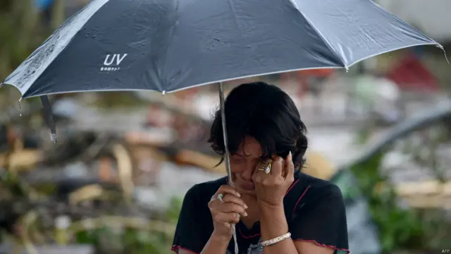 فلپائن میں امدادی ادارے ریڈ کراس کے سربراہ نے تباہ کن طوفان ہیان سے ہونے والے تباہی کے بعد کے مناظر کو مکمل افراتفری کا عالم قرار دیا ہے۔