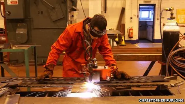 英雇主认为职业教育认证对于年轻人进入职场开始工作十分重要