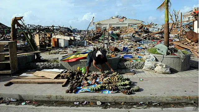 Kerusakan akibat topan