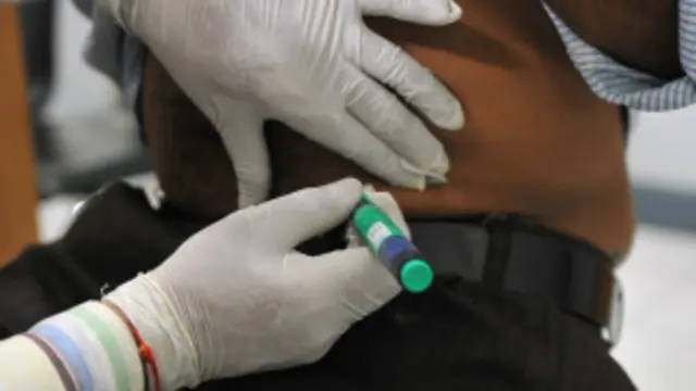 حقنة إنسولين