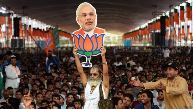 नरेंद्र मोदी