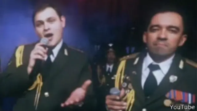 Coro de policías en Rusia en YouTube