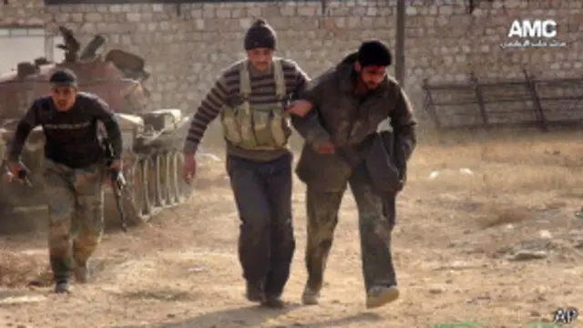 تفيد تقارير بأن الجيش السوري استعاد مؤخرا السيطرة على أربعة مناطق على الأقل شمالي حلب وجنوبي دمشق