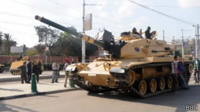 Танки в Каире