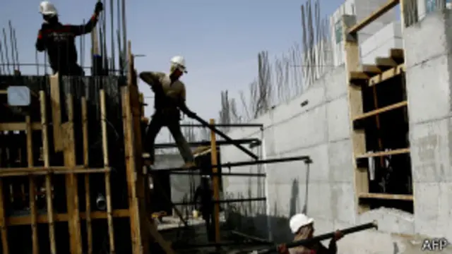 Negosiasi antara Israel dan Palestina sebelumnya berakhir pada September 2010 juga karena masalah pemukiman. 