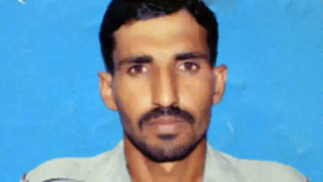 فائرنگ کے تبادلے میں چار مبینہ طالبان اور ایک رینجرز اہلکار علی اکبر ہلاک ہوگیا ہے