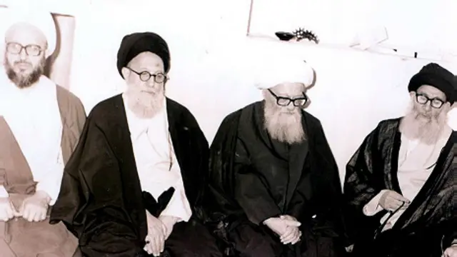 در سال های پس از انقلاب حداقل چهار روحانی صاحب‌نام شیعه یعنی آقایان کاظم شریعتمداری، طباطبایی قمی، صادق روحانی و حسینعلی منتظری برای سال‌ها در حبس خانگی بودند.(آیت الله شریعتمداری نفر دوم از سمت چپ)