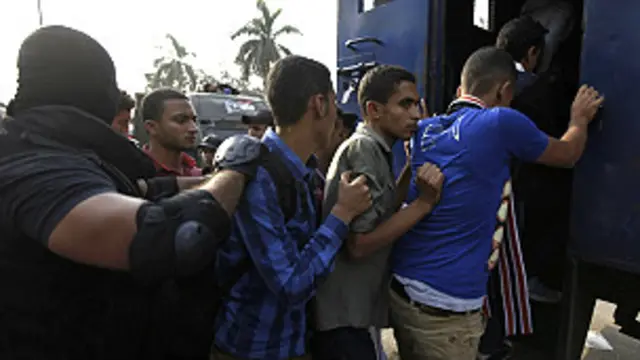 الطلاب المدانون