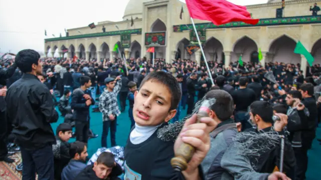 Aşura mərasimi. Nardaran. Foto: Əziz Kərimov.