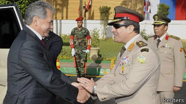 ژنرال سیسی و وزیر دفاع روسیه در آستانه یک قرارداد نظامی هستند