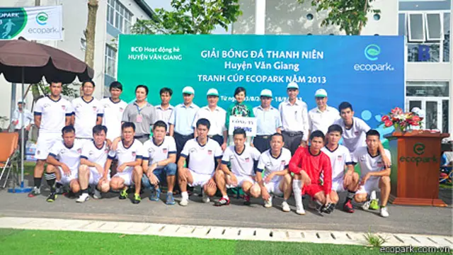 Giải bóng đá ở Ecopark