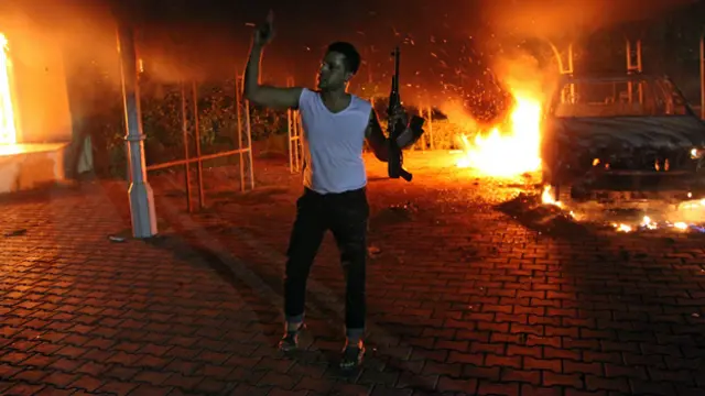 قتل في الهجوم السفير الامريكي في ليبيا