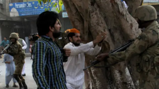 د جمعې په ورځ راولپنډۍ کې د فرقه يي شخړو له اته کسه ووژل شول او ۴۰ ټپيان شول