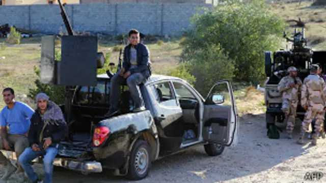 Бойцы одного из ополчений в Триполи