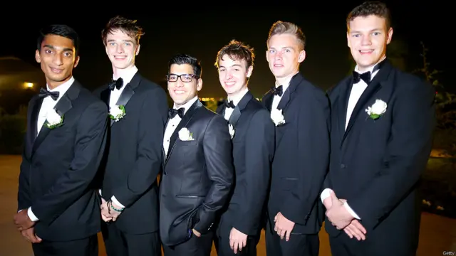 एशिया और यूरोप के बीच दरवाज़े की तरह मौजूद दुबई में इस बार द लंदन सीज़न के आयोजन में अल तमीमी इंवेस्टमेंट्स ने सहयोग किया है. 