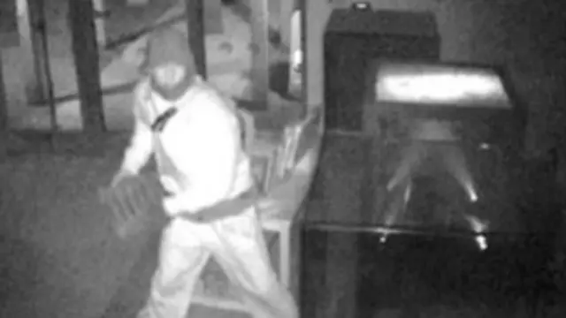 اعداد وشمار کے مطابق ان چوری شدہ اشیاء کی سالانہ قیمت تیس کروڑ پاؤنڈ سے بھی زیادہ ہے