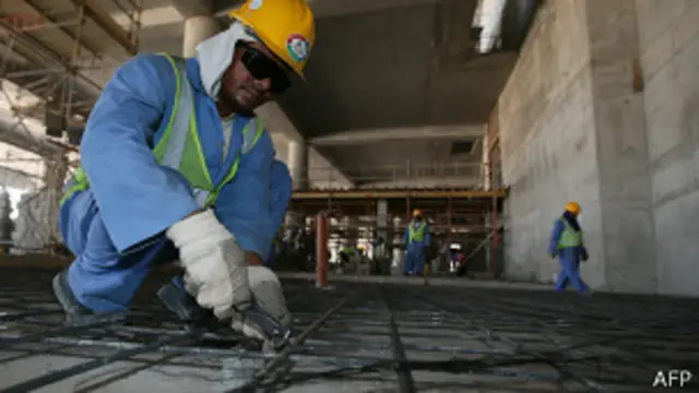 تقرير منظمة العفو: الانتهاكات بلغت في بعض الأحيان حد "العمالة القسرية"