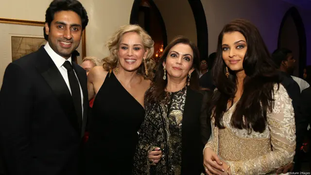 अभिषेक बच्चन, शैरन स्टोन, नीता अंबानी और ऐश्वर्या राय बच्चन