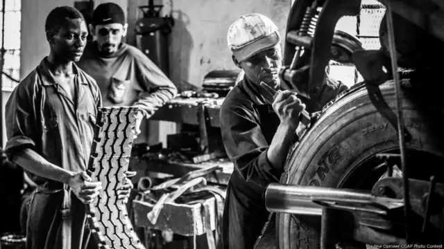 New Tread, Pauline Opmeer, Tanzania, 2013 CGAP Photo Contest