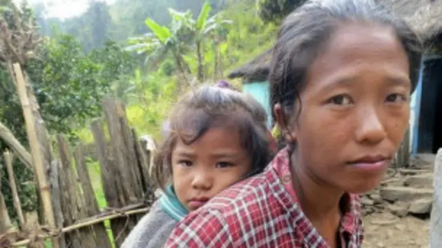 مانجو تقول إنها لا تعلم ماذا ستفعل بعد وفاة زوجها في قطر.