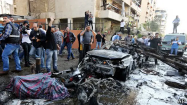 Dampak ledakan di Beirut